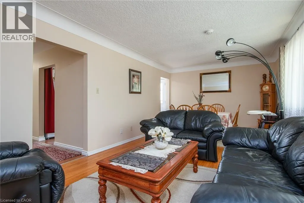 129 RIVER Road E