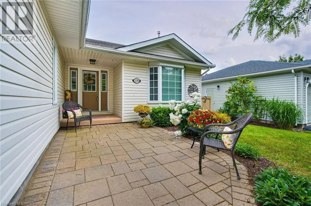 120 GLENARIFF Drive
