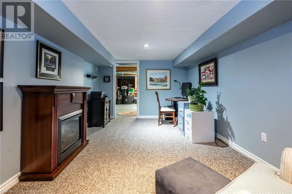 120 GLENARIFF Drive