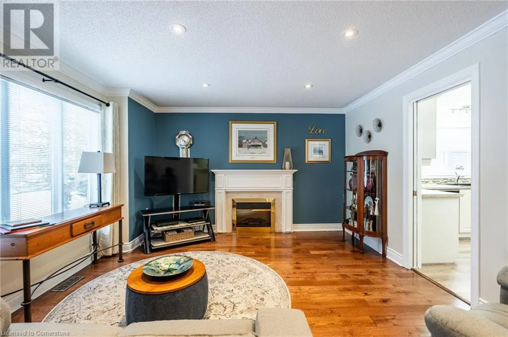 120 GLENARIFF Drive