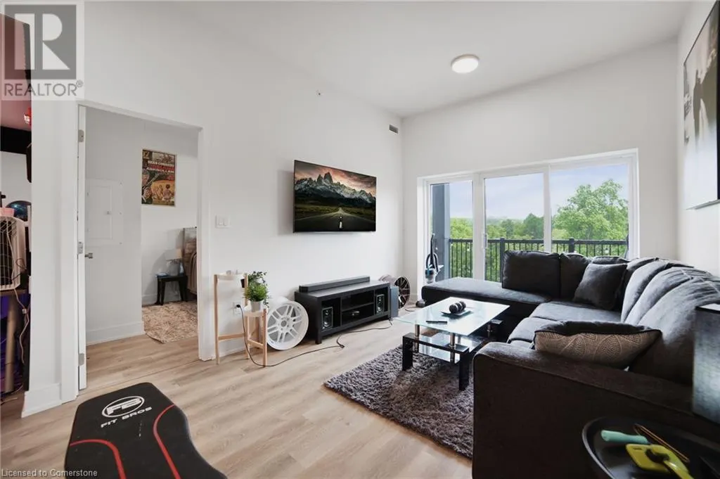 121 MARY Street Unit# 402, #402