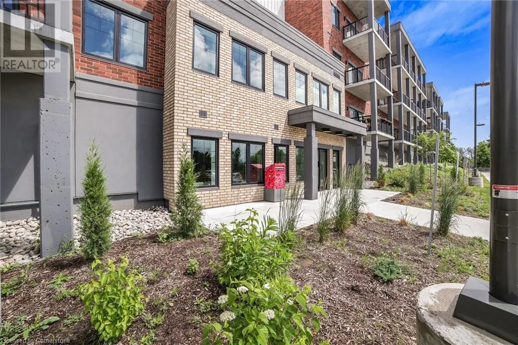 121 MARY Street Unit# 402, #402