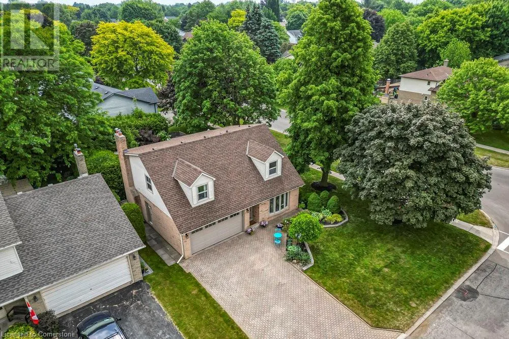 1 LEITH Court