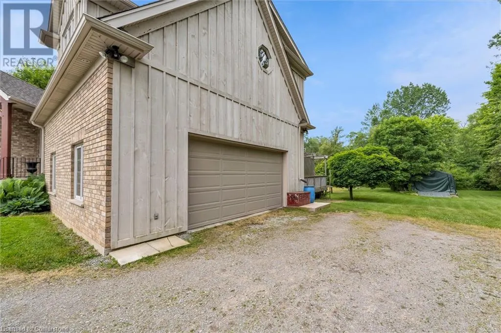 635 MILLGROVE Side Road