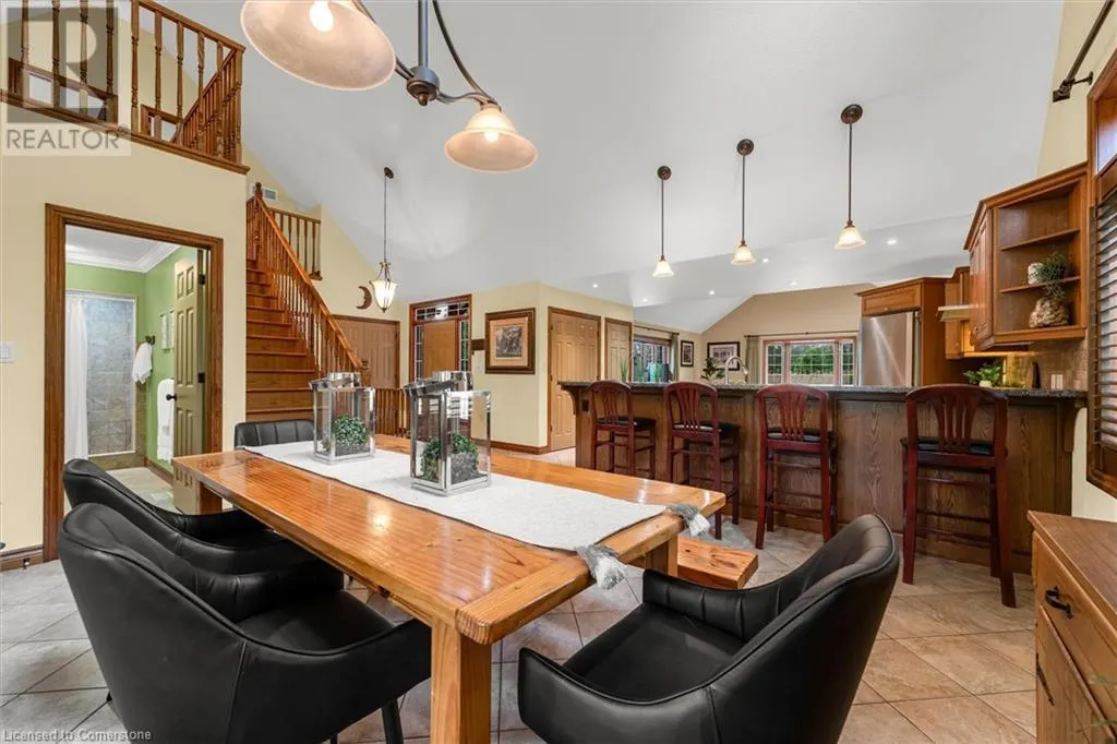 635 MILLGROVE Side Road