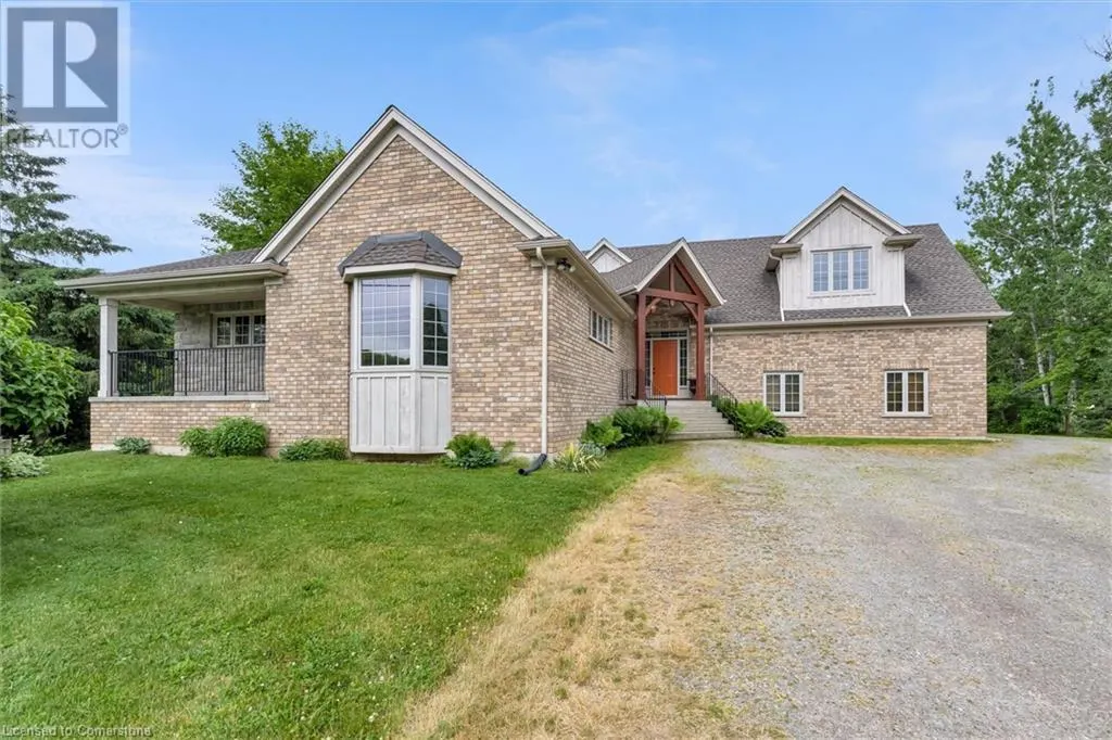 635 MILLGROVE Side Road