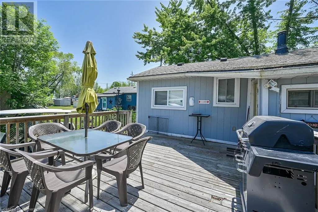 1041 LAKESHORE Road