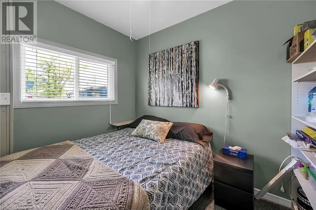 1041 LAKESHORE Road