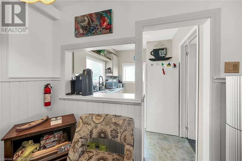 1041 LAKESHORE Road