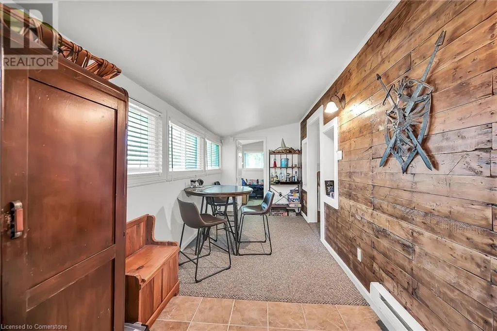 1041 LAKESHORE Road