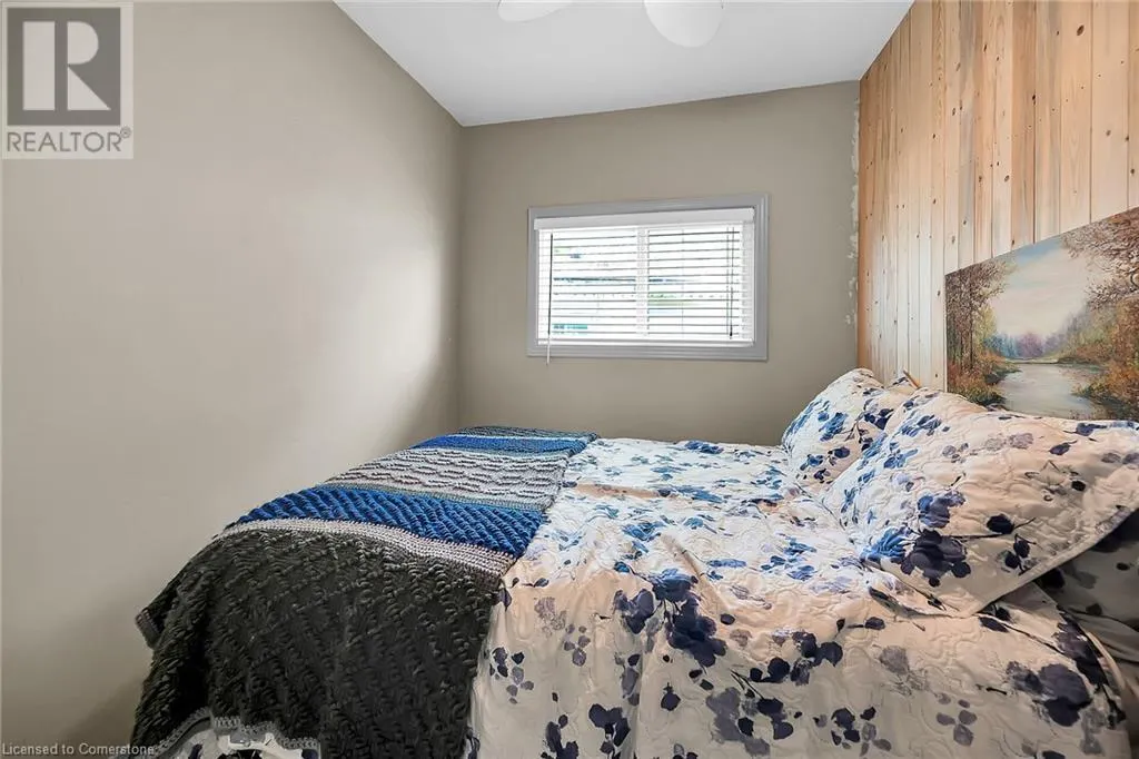 1041 LAKESHORE Road