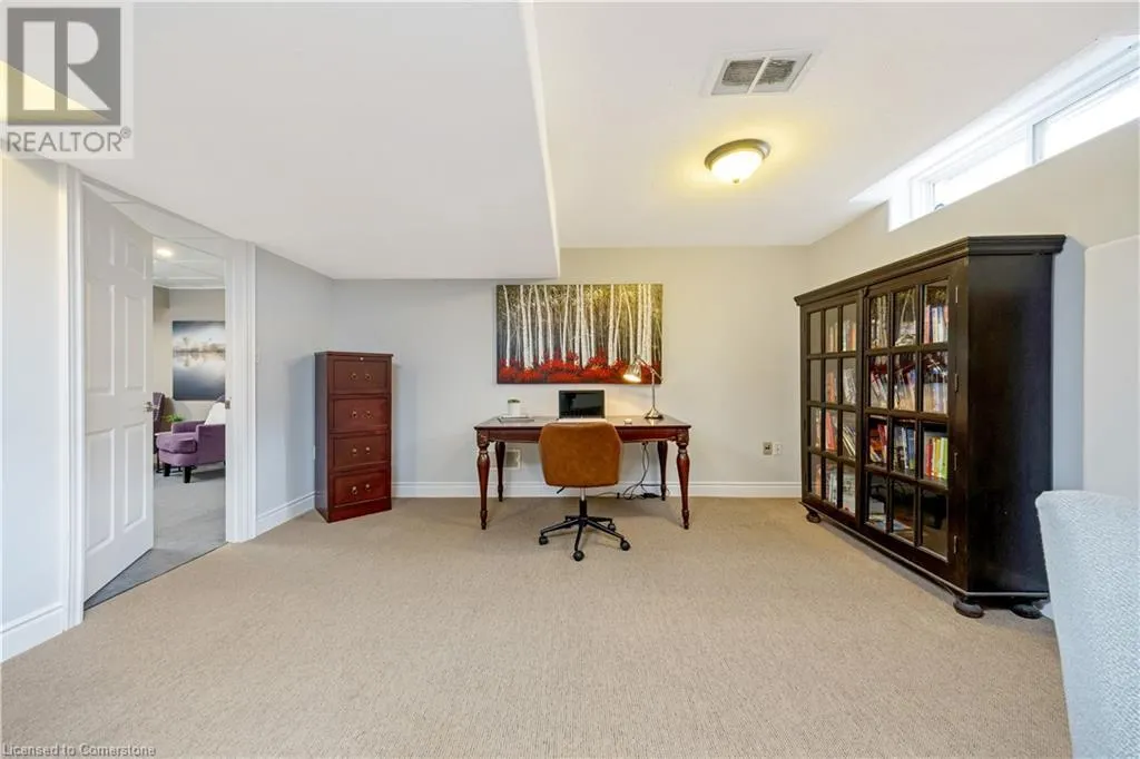 125 MILNE Place