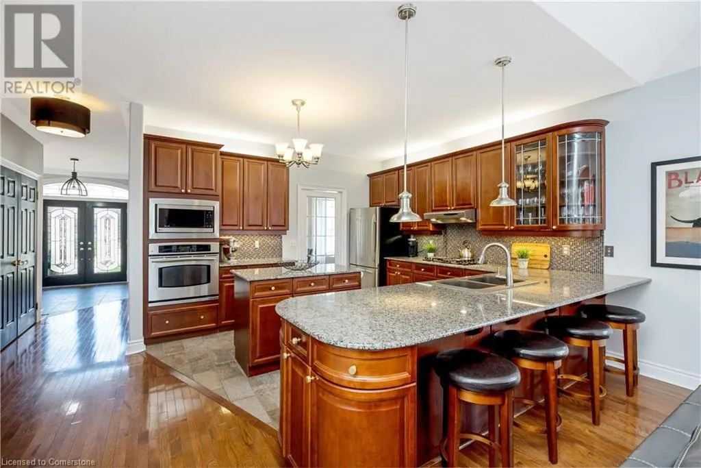 125 MILNE Place