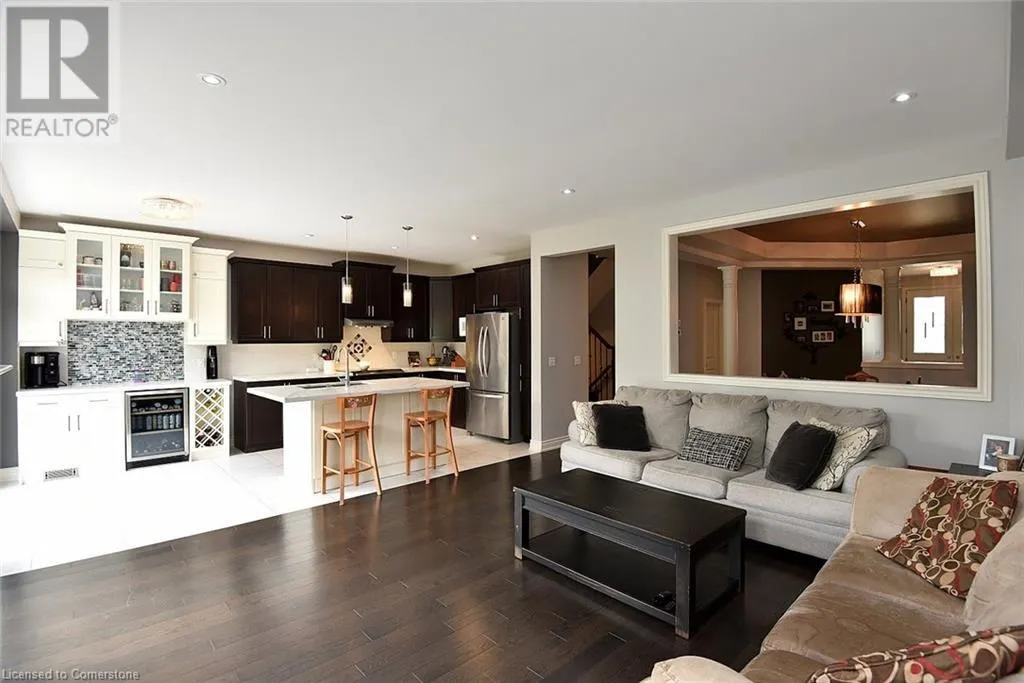 82 CHAUMONT Drive