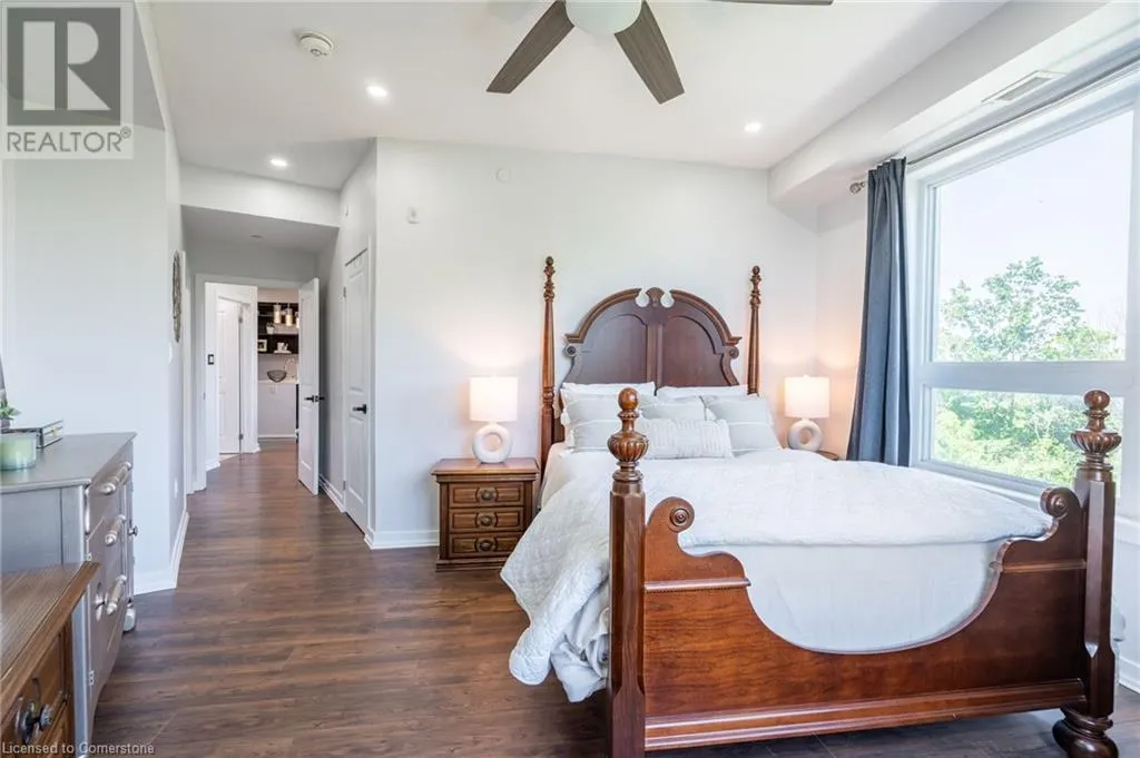 125 SHOREVIEW Place Unit# 422, #422