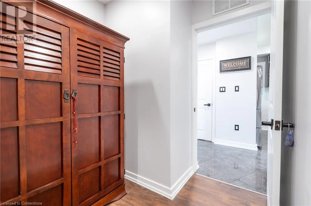 125 SHOREVIEW Place Unit# 422, #422