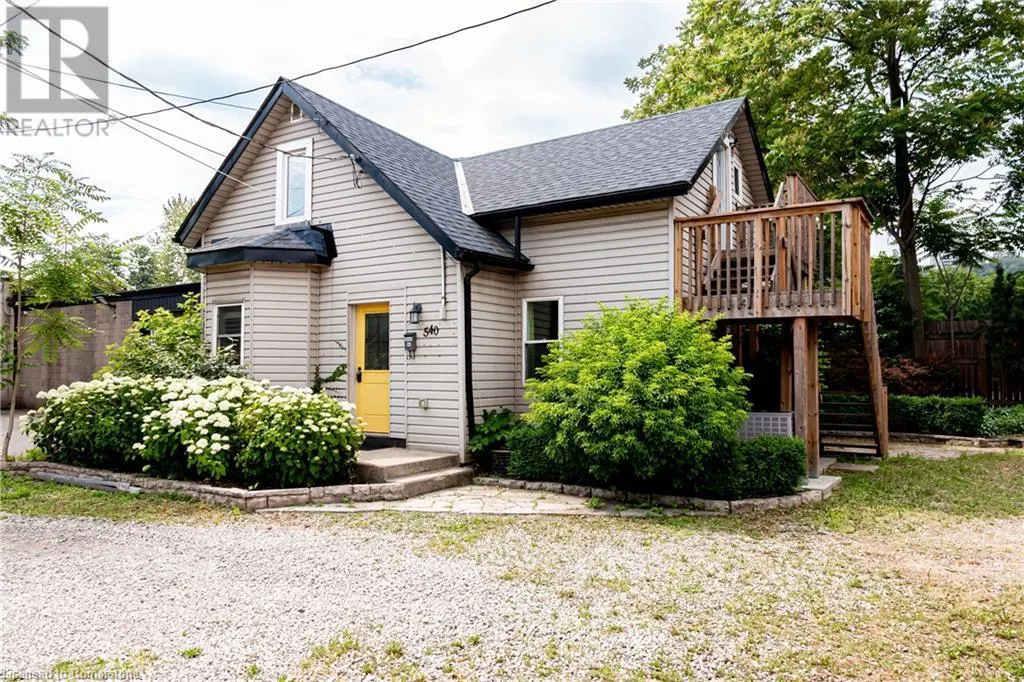 538 MAIN Street E