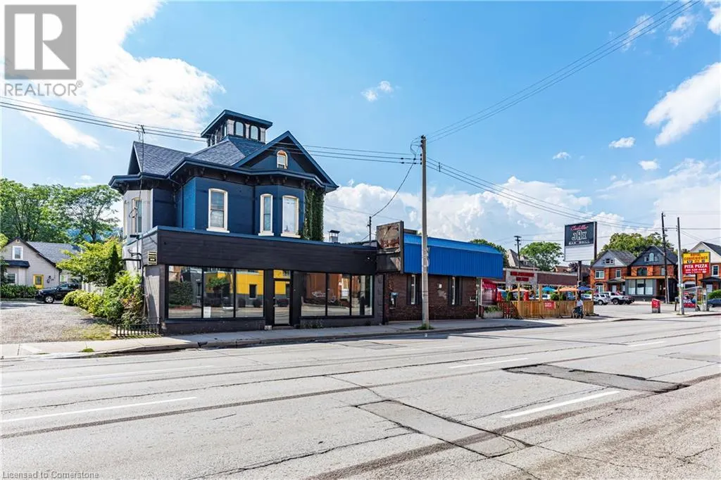 538 MAIN Street E
