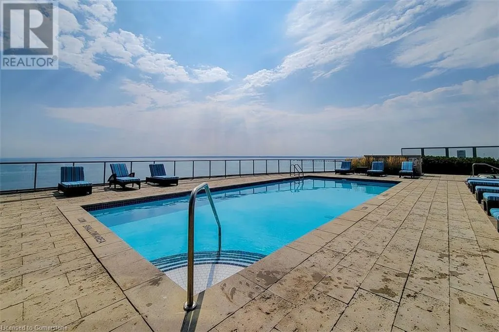 11 BRONTE Road Unit# 323, #323