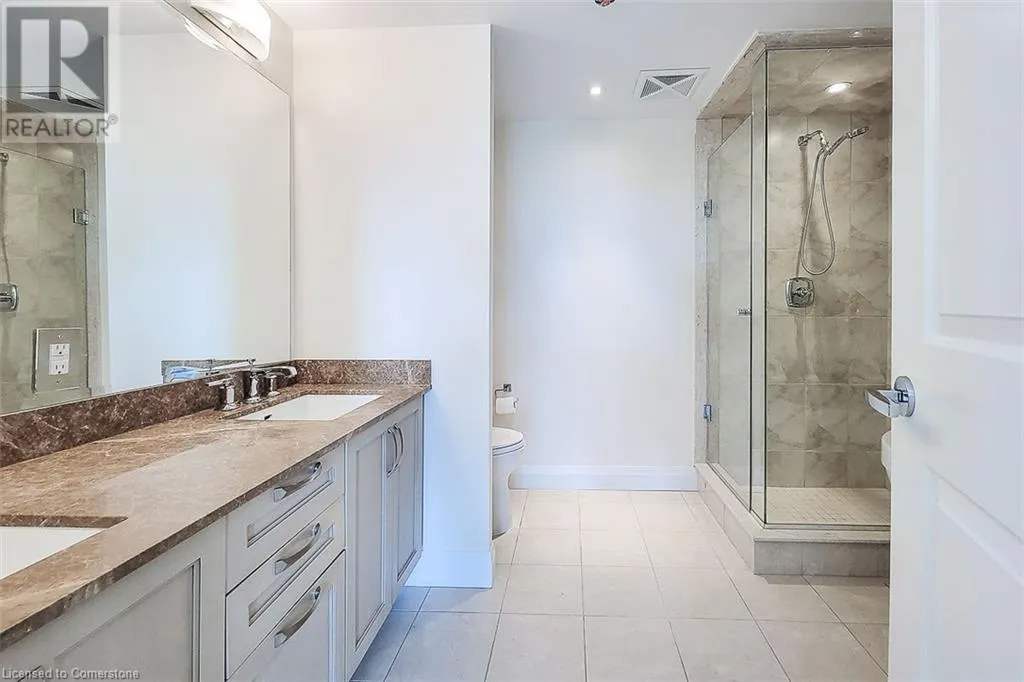 11 BRONTE Road Unit# 323, #323