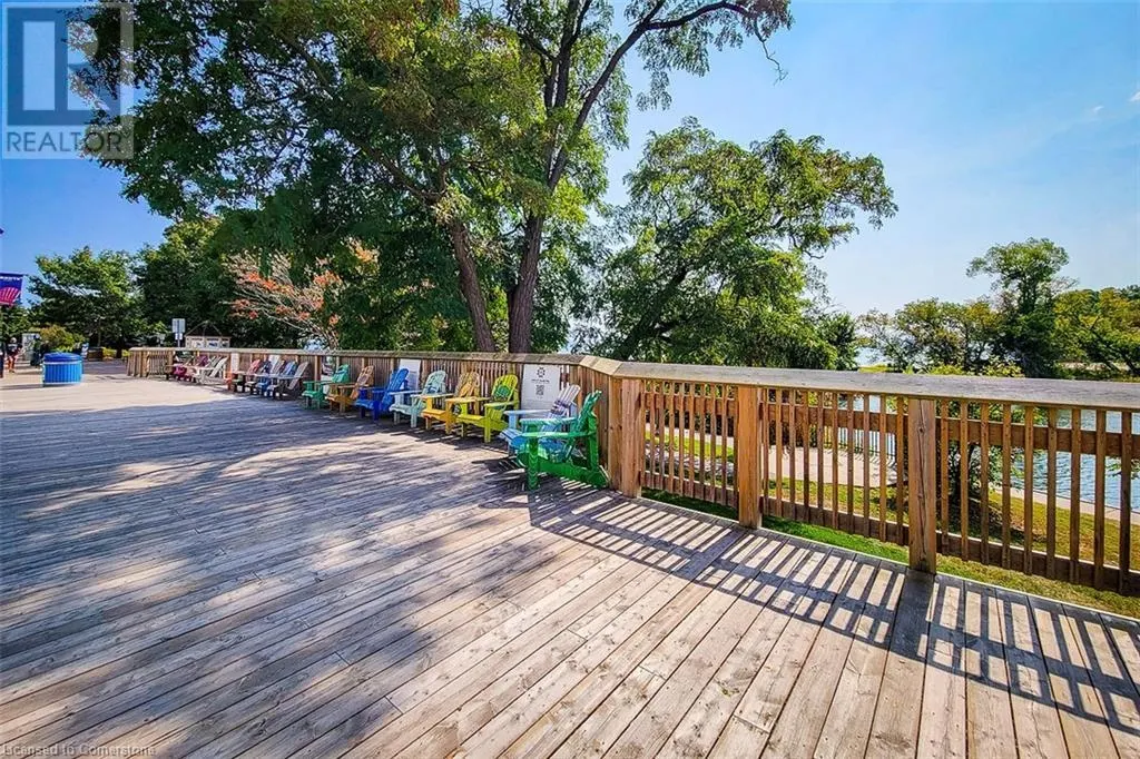 11 BRONTE Road Unit# 323, #323