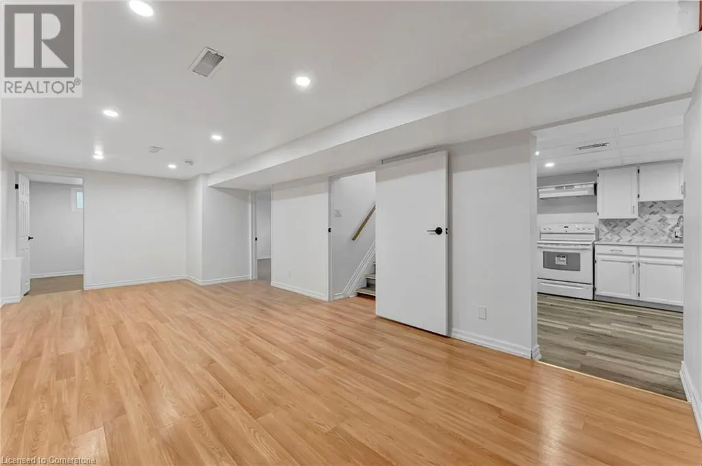 216 SIOUX Road