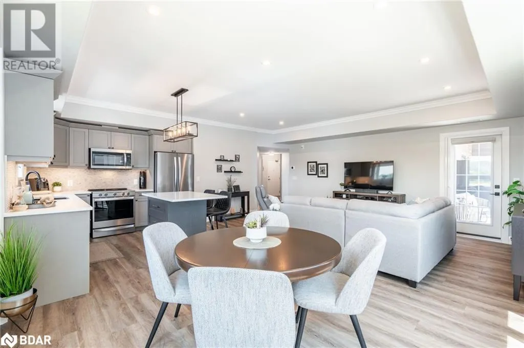 120 SUMMERSIDES BOULEVARD Unit# 103, #103