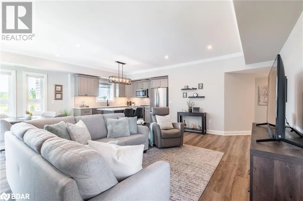 120 SUMMERSIDES BOULEVARD Unit# 103, #103