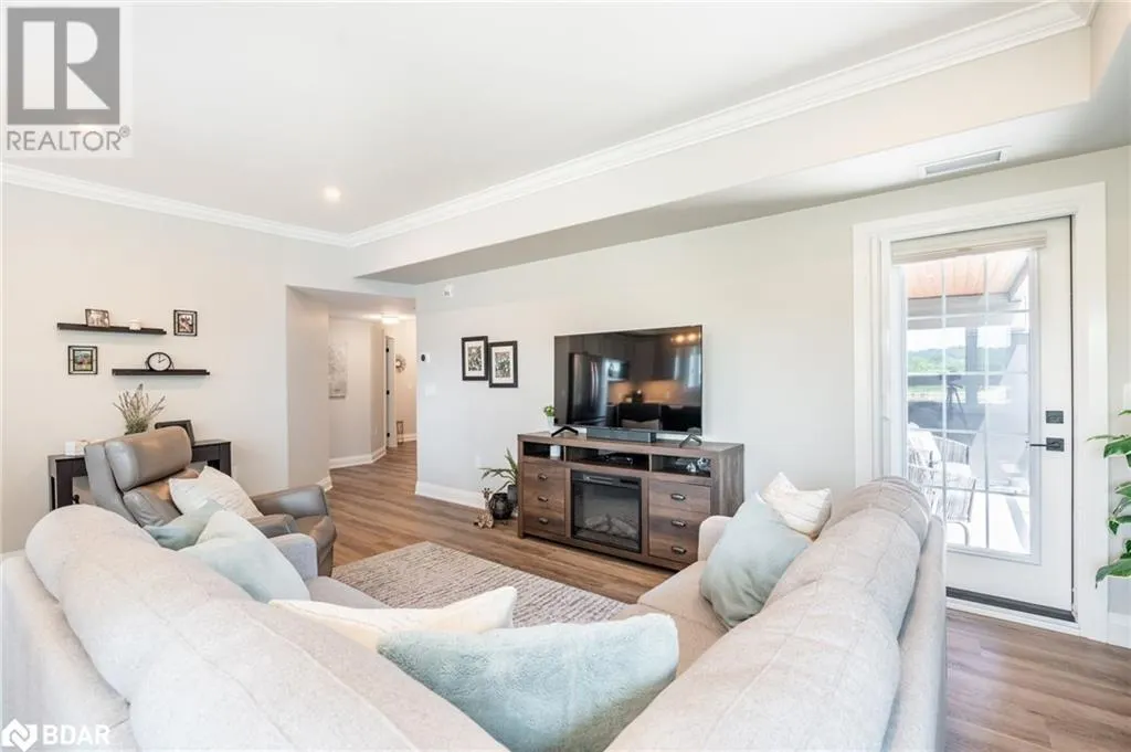 120 SUMMERSIDES BOULEVARD Unit# 103, #103