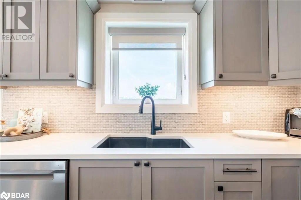 120 SUMMERSIDES BOULEVARD Unit# 103, #103