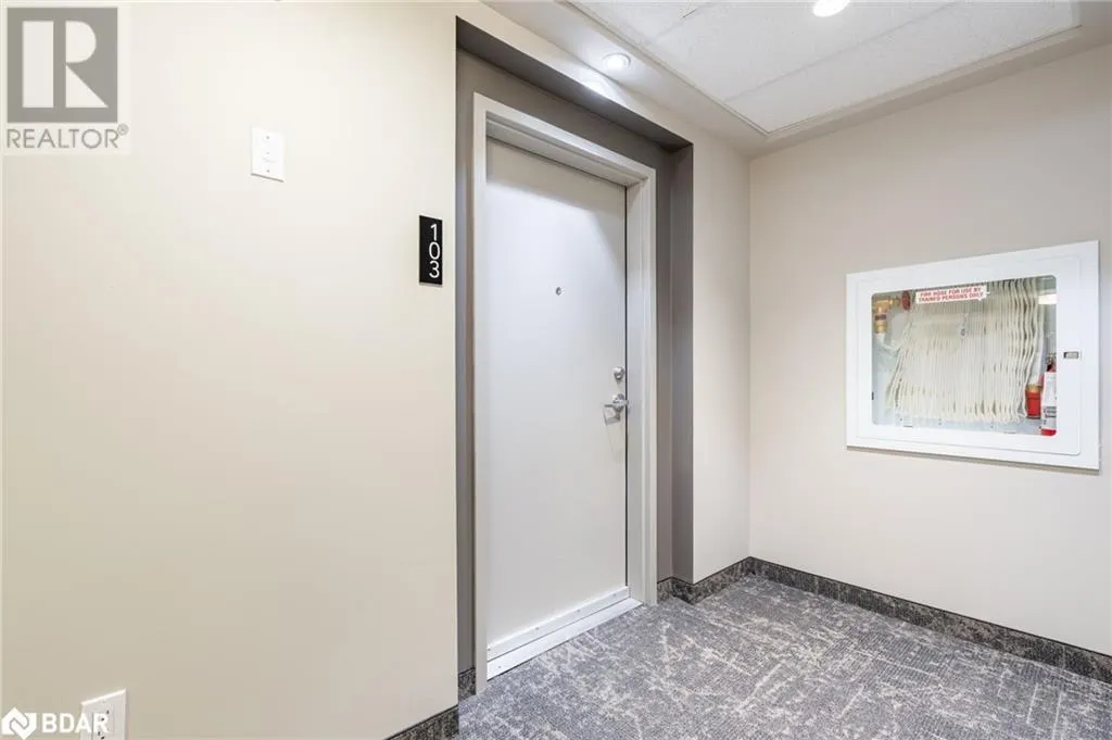 120 SUMMERSIDES BOULEVARD Unit# 103, #103