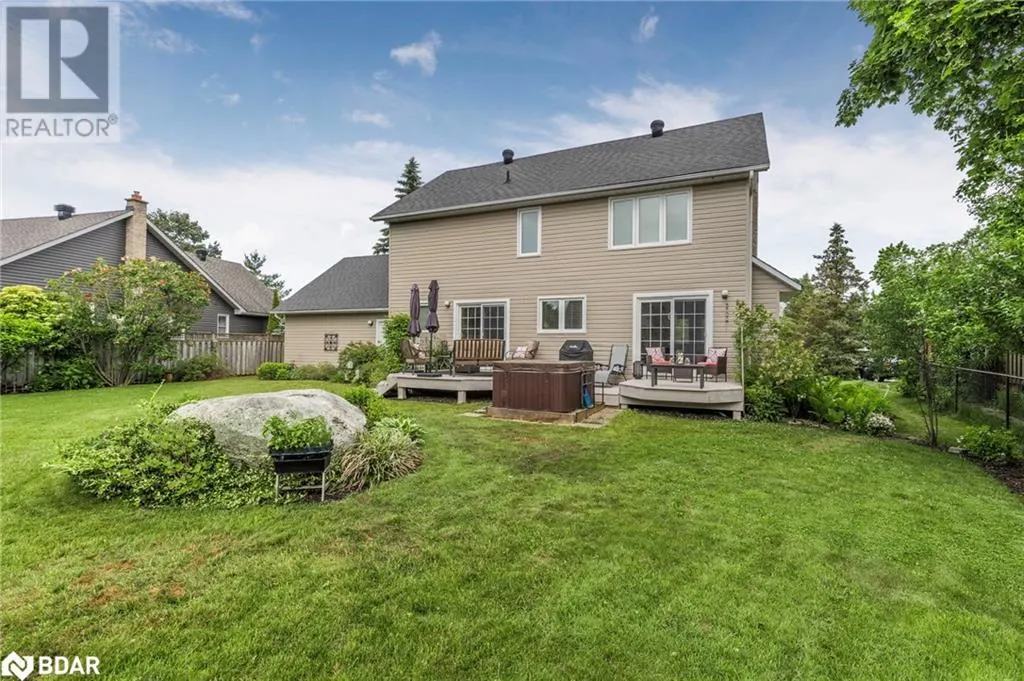 35 HOWARD Drive
