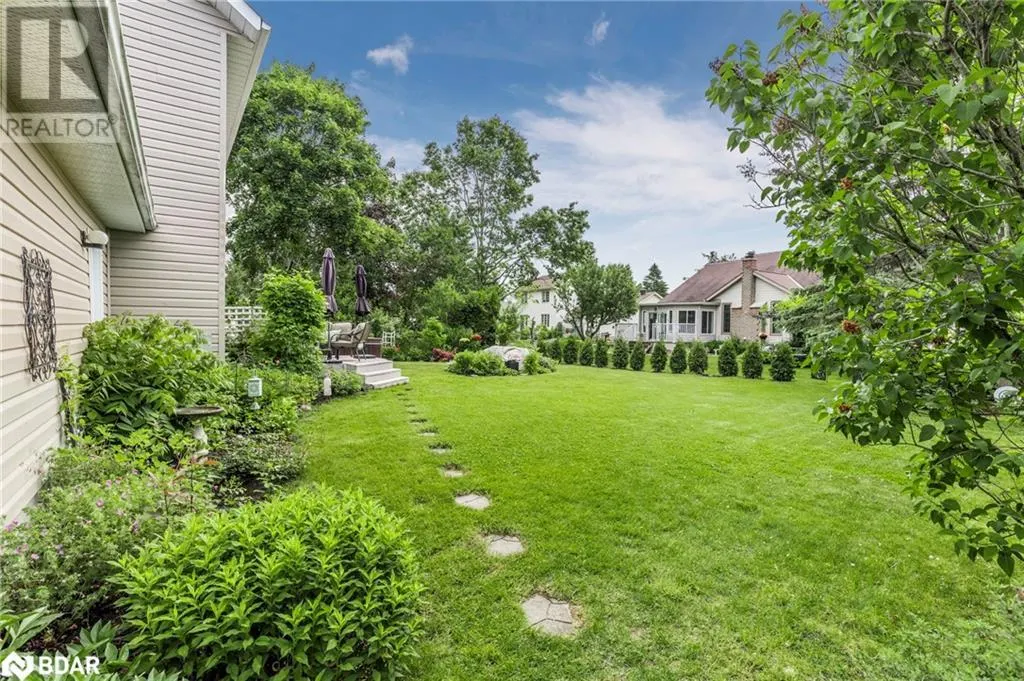 35 HOWARD Drive