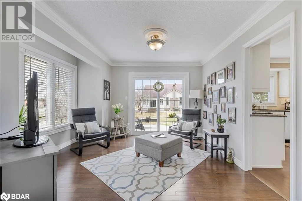 35 HOWARD Drive