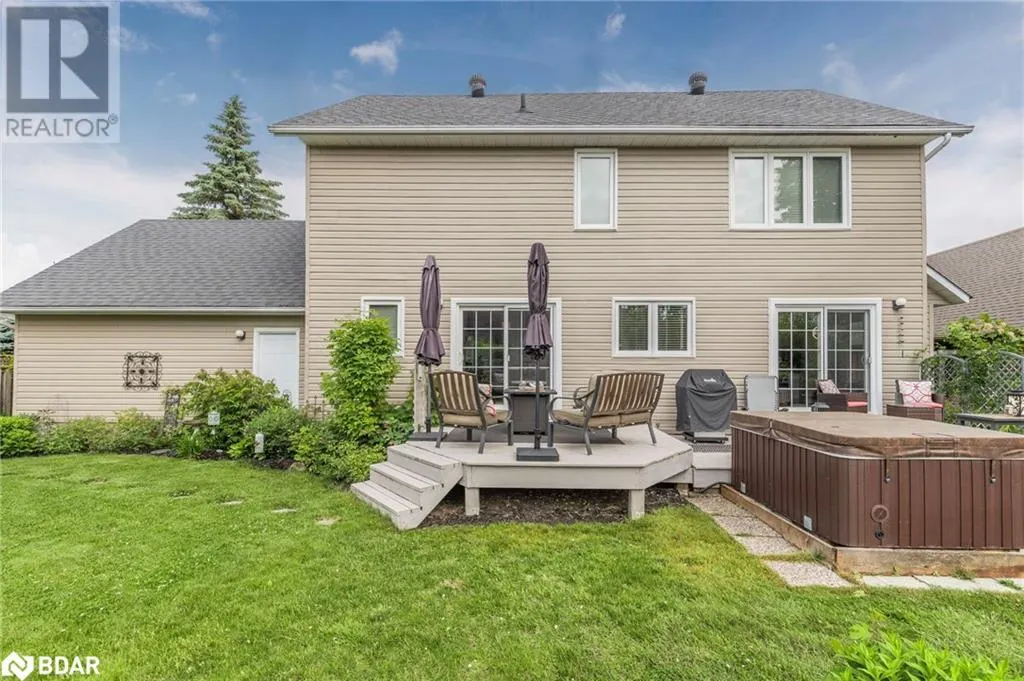 35 HOWARD Drive