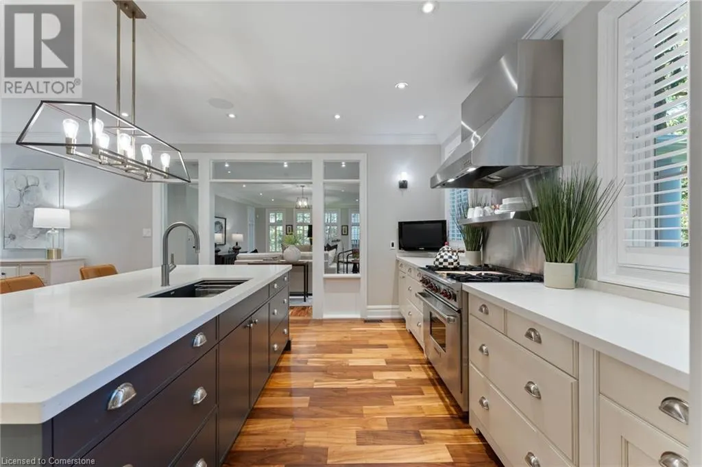 84 JERSEYVILLE Road W