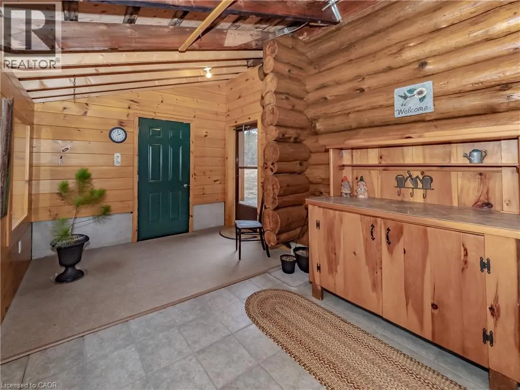 1696 HIGHWAY 118 E