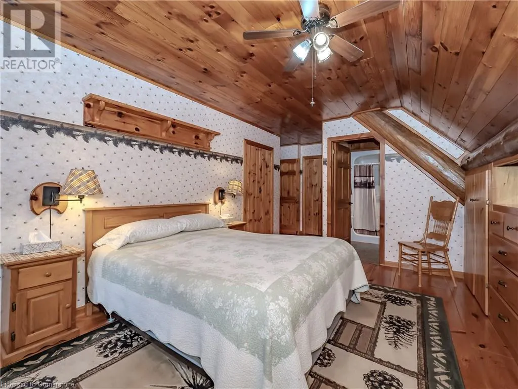 1696 HIGHWAY 118 E