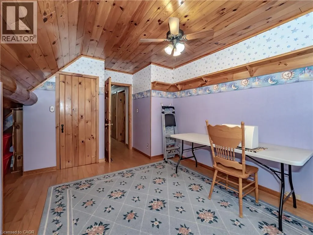 1696 HIGHWAY 118 E