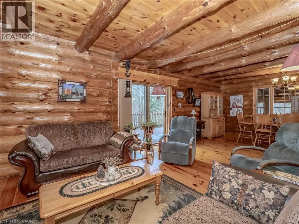 1696 HIGHWAY 118 E