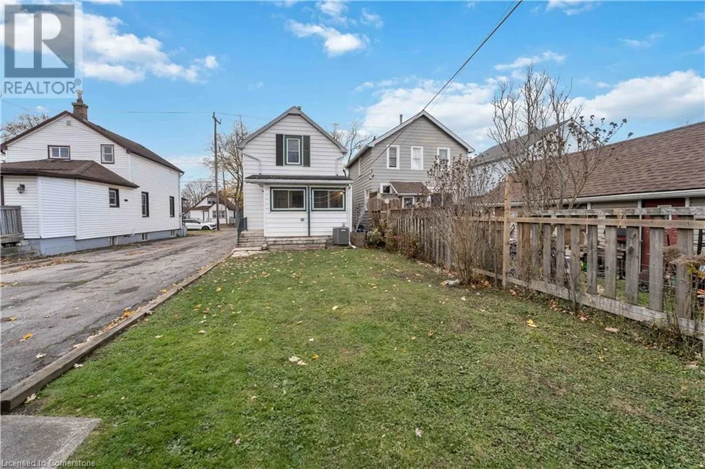 433 DAVIS Street
