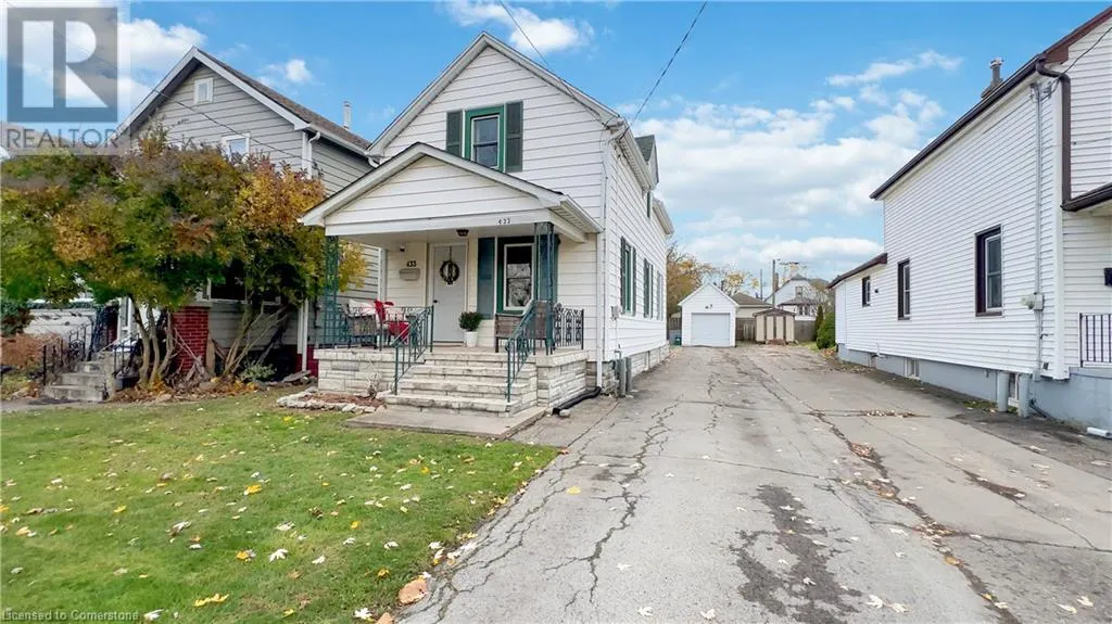 433 DAVIS Street
