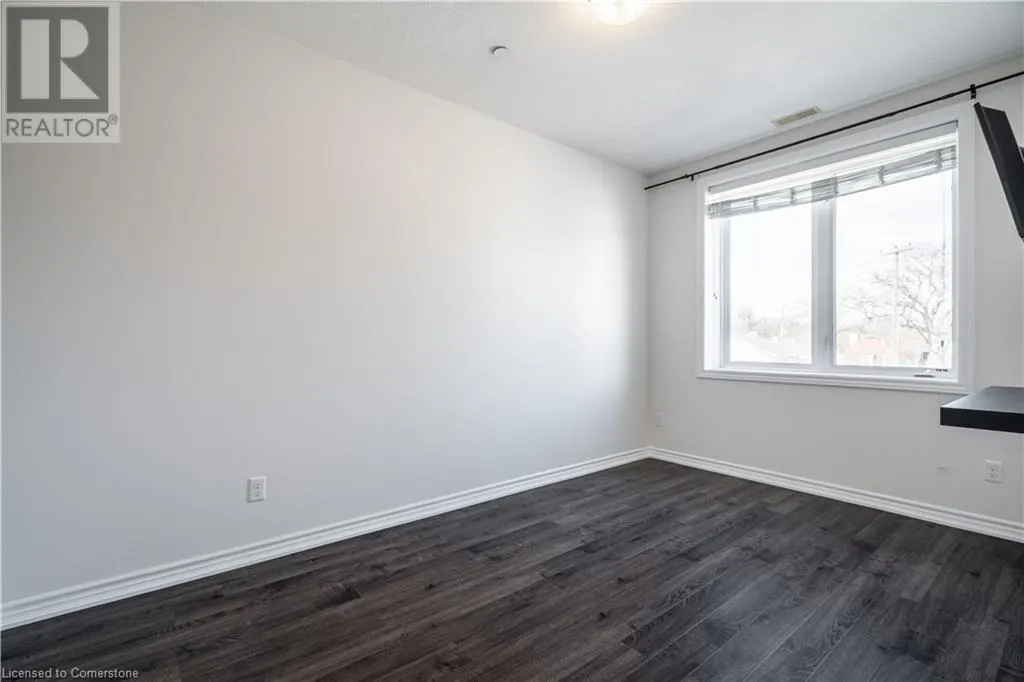 95 WILSON Street W Unit# 204, #204