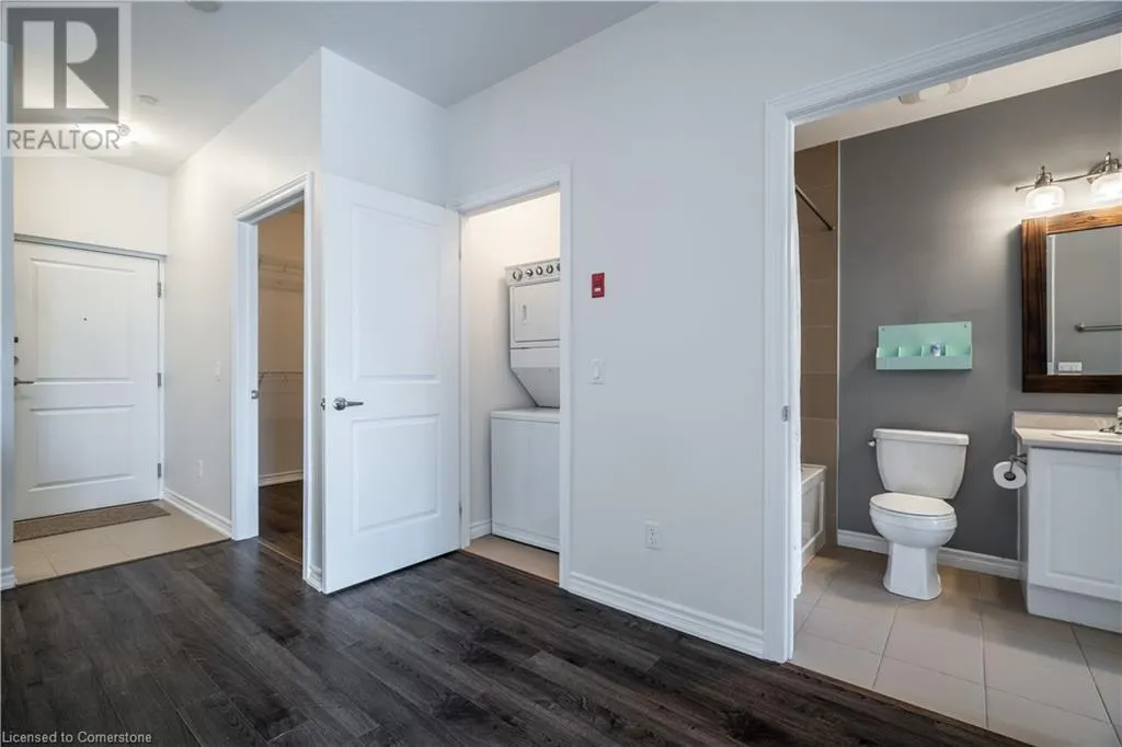95 WILSON Street W Unit# 204, #204