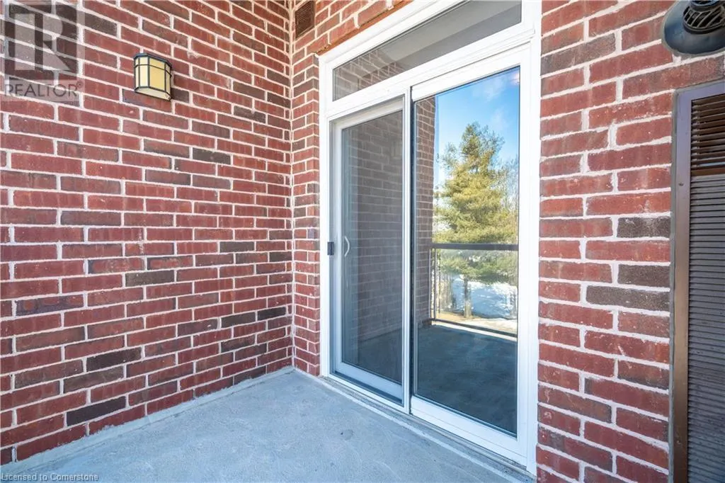 95 WILSON Street W Unit# 204, #204