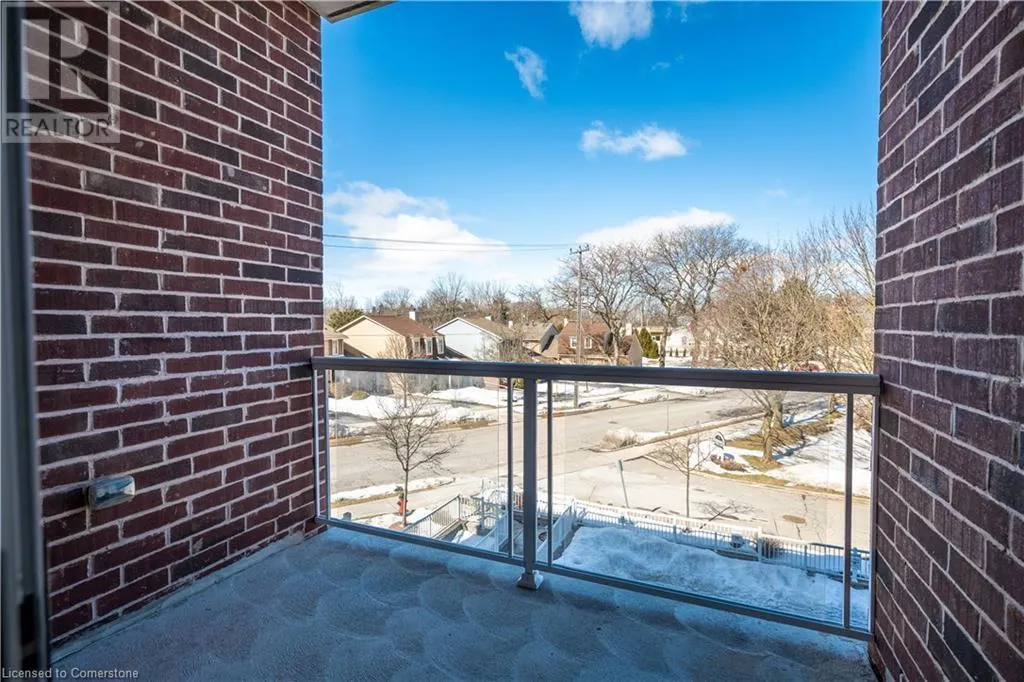 95 WILSON Street W Unit# 204, #204