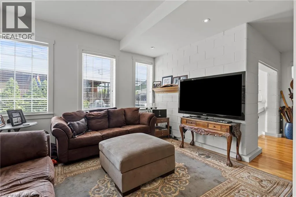 49 ONTARIO Street Unit# 1, #1
