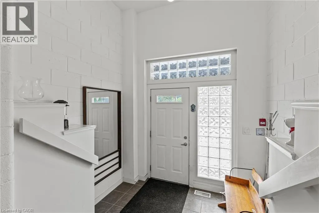 49 ONTARIO Street Unit# 1, #1