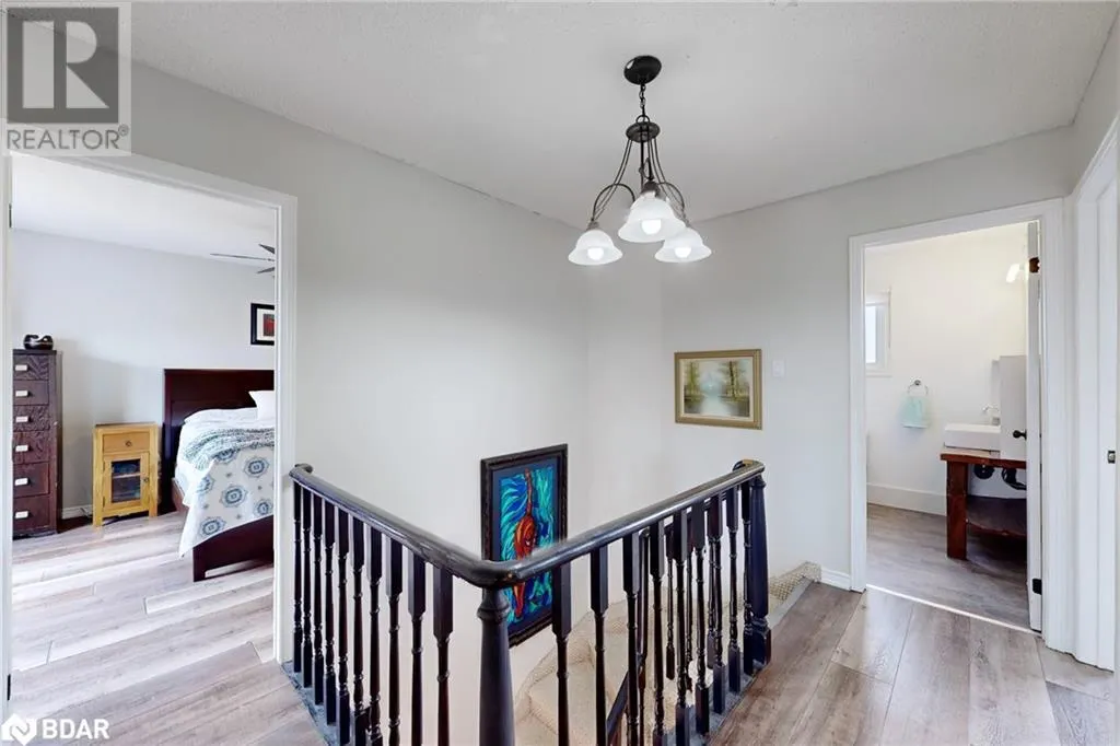 40 SHAKESPEARE Crescent