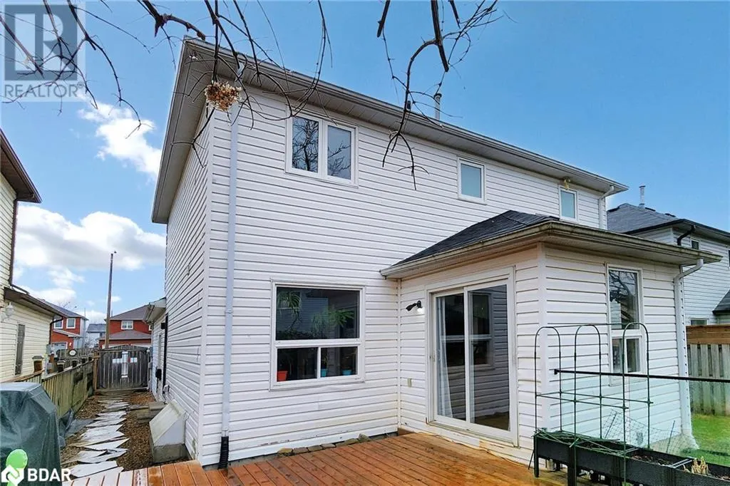 40 SHAKESPEARE Crescent